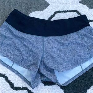 Lululemon speed up low rise shorts 2.5 inch